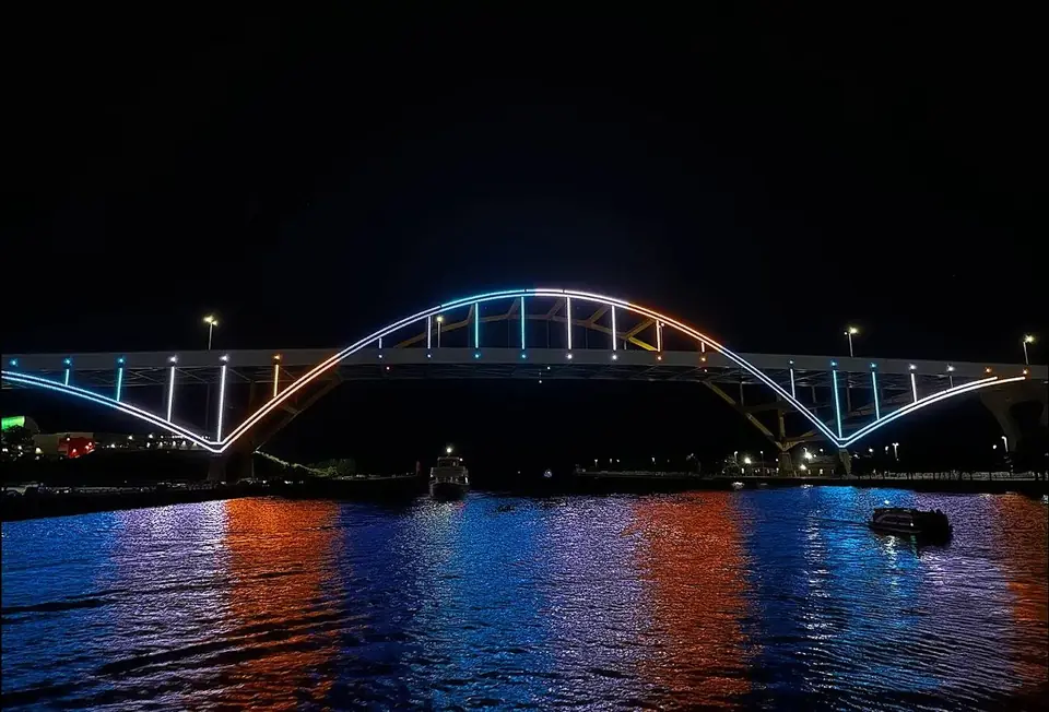 Light the Hoan, Milwaukee: the Hoan Bridge lit in color at night, set to music provided by DJ Shawna